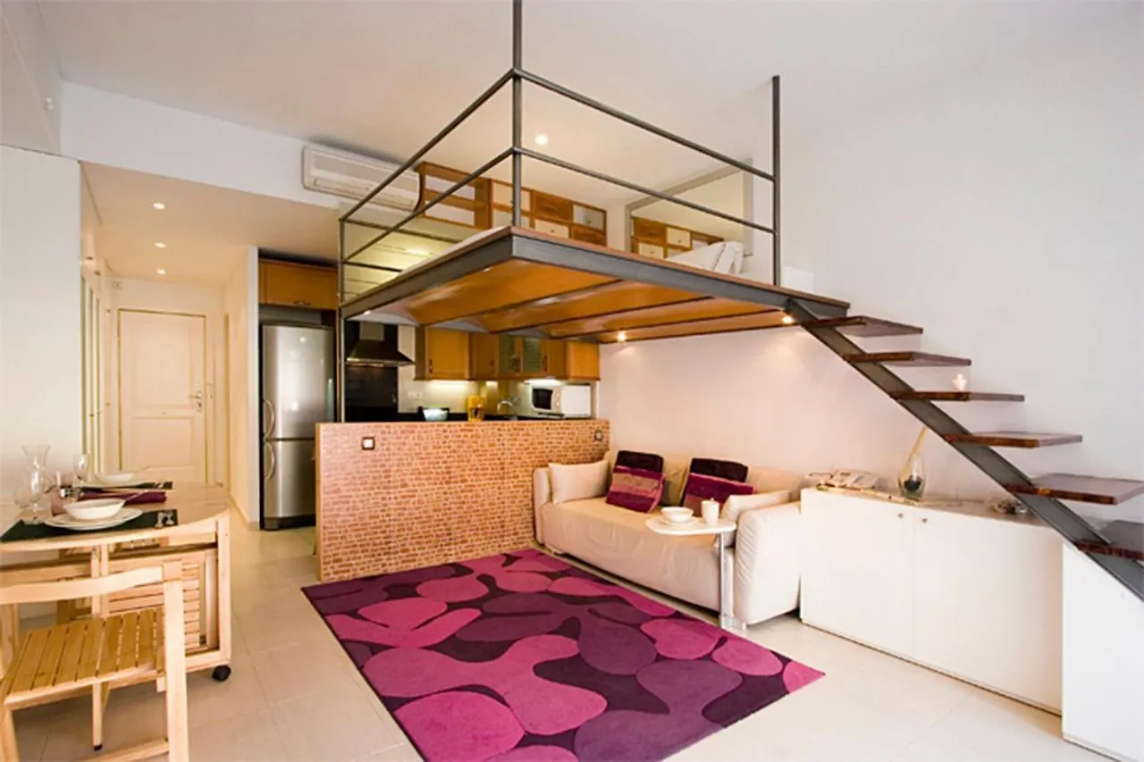 ברצלונה Reina Amalia Apartment